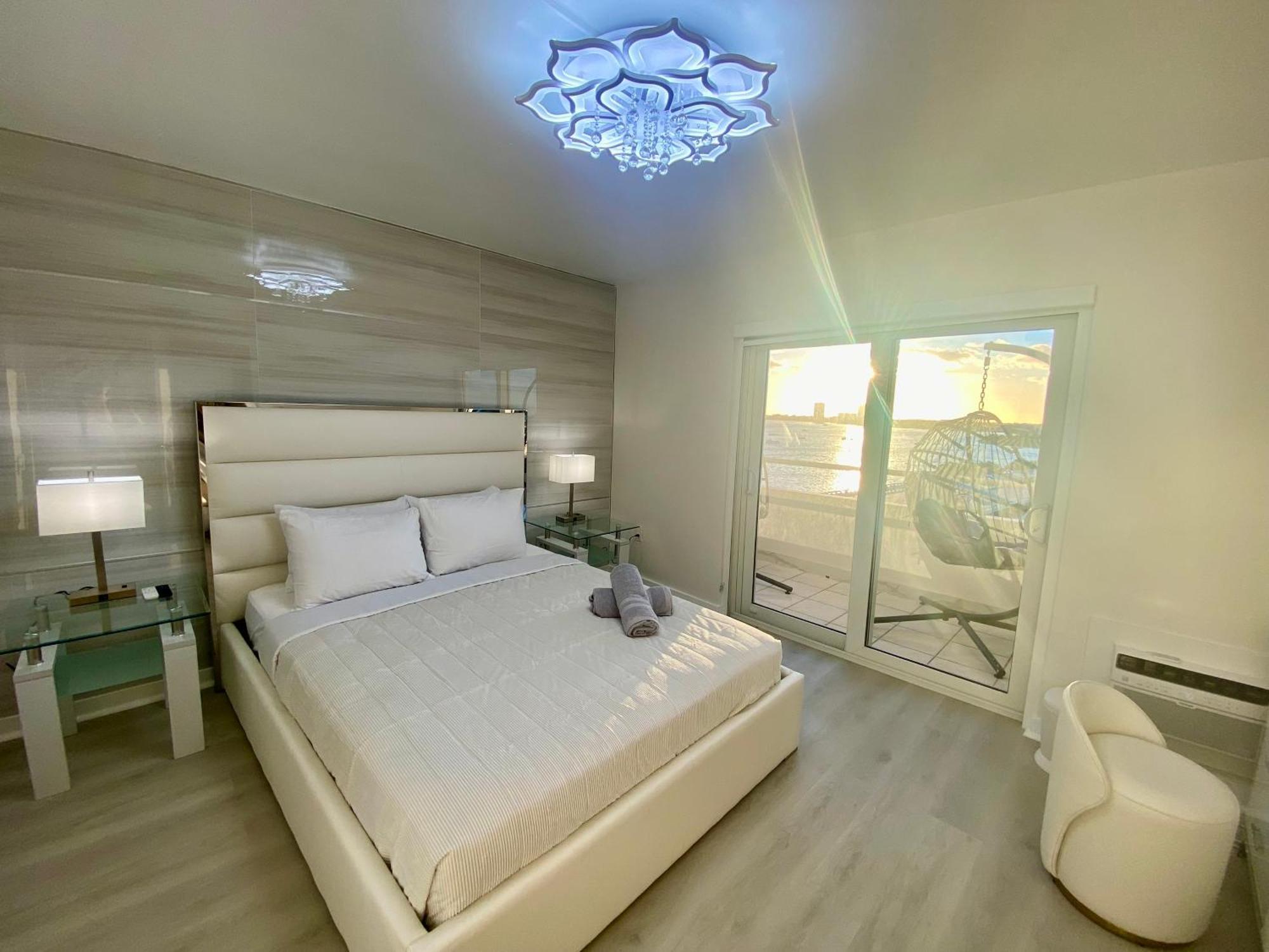 Panoramic Luxurious Waterfront One Bedroom Apartment With Miami Skyline View Free Parking 5Min Drive To Маями Бийч Екстериор снимка