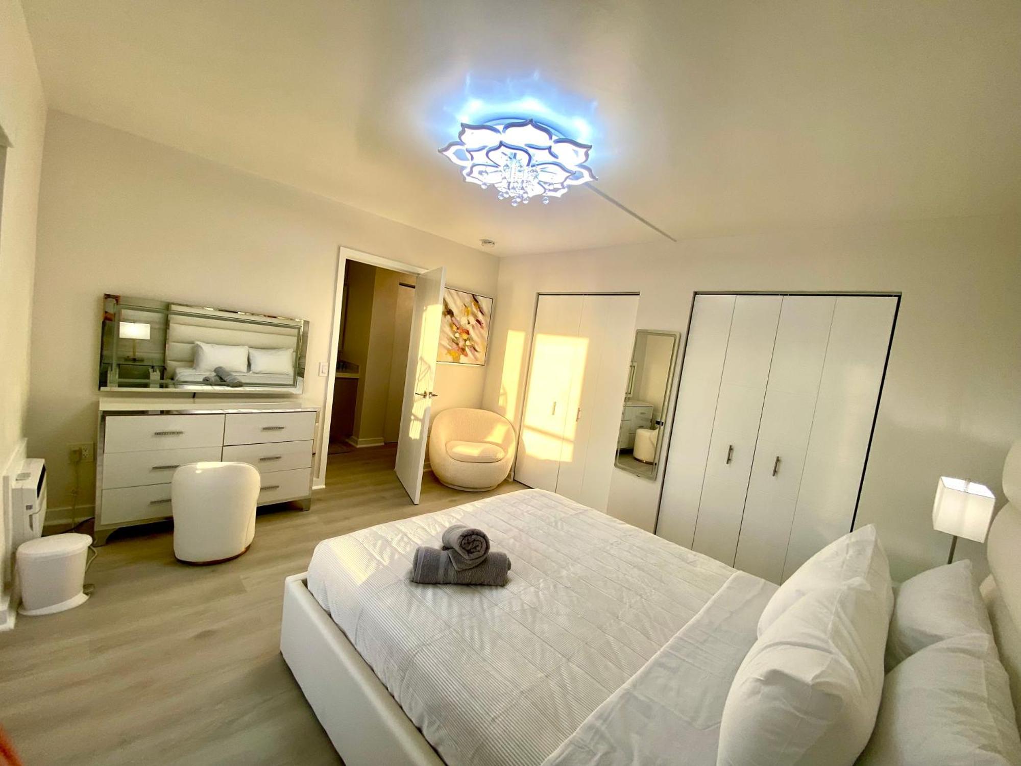 Panoramic Luxurious Waterfront One Bedroom Apartment With Miami Skyline View Free Parking 5Min Drive To Маями Бийч Екстериор снимка
