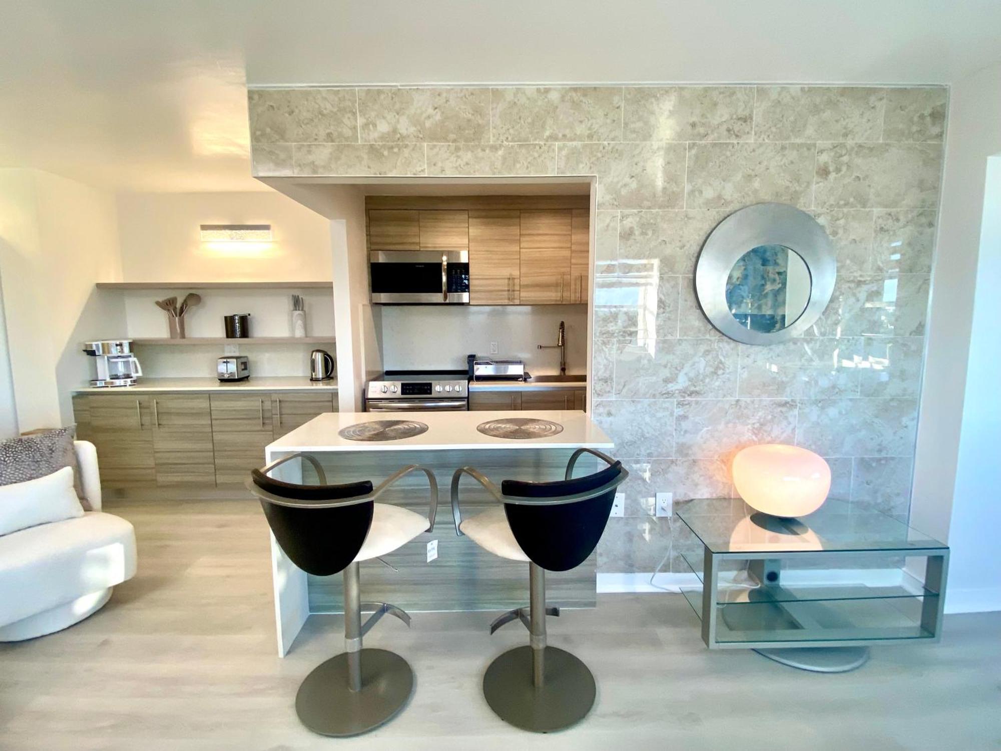 Panoramic Luxurious Waterfront One Bedroom Apartment With Miami Skyline View Free Parking 5Min Drive To Маями Бийч Екстериор снимка